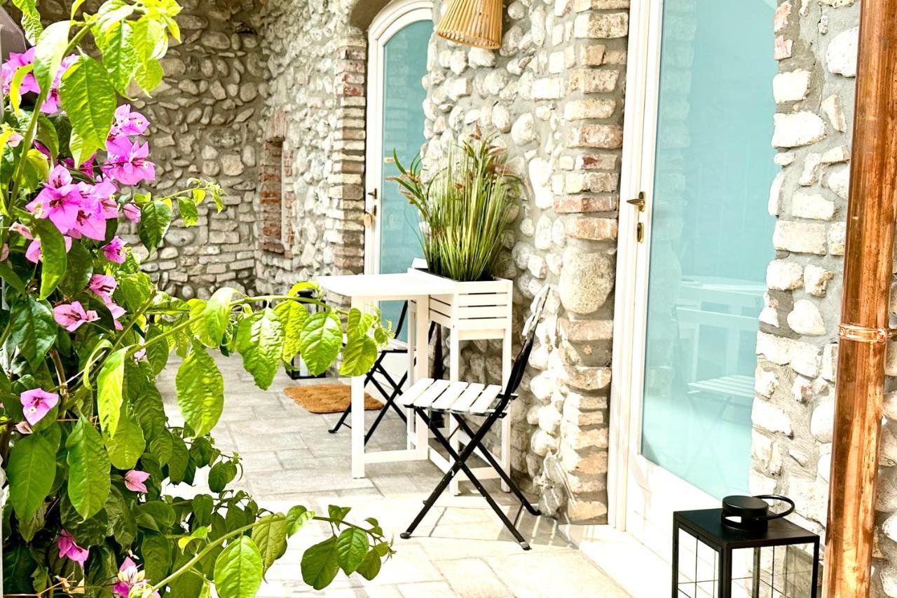 Borgo Dei Sogni Lägenhet San Felice del Benaco Exteriör bild