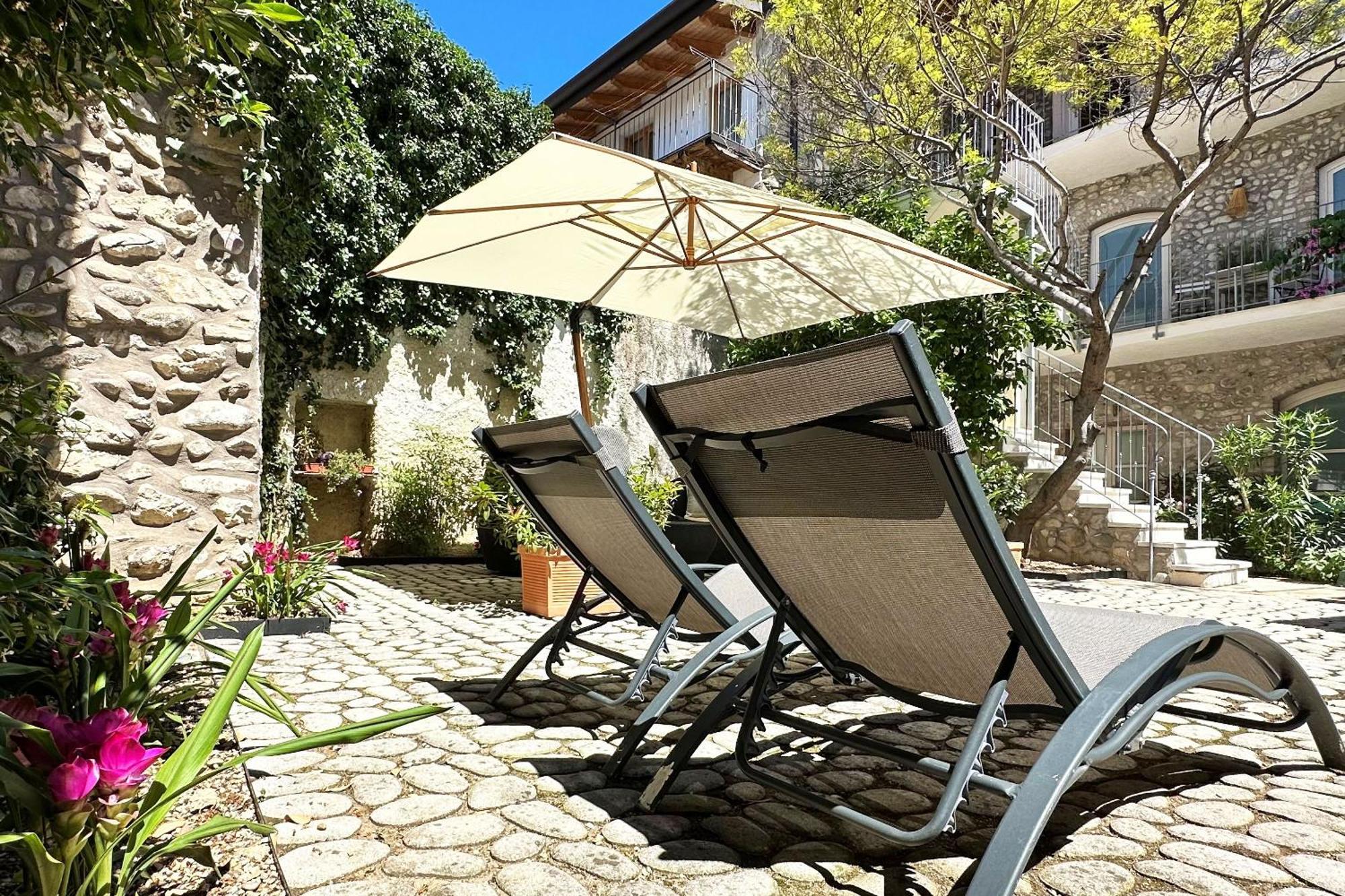Borgo Dei Sogni Lägenhet San Felice del Benaco Exteriör bild